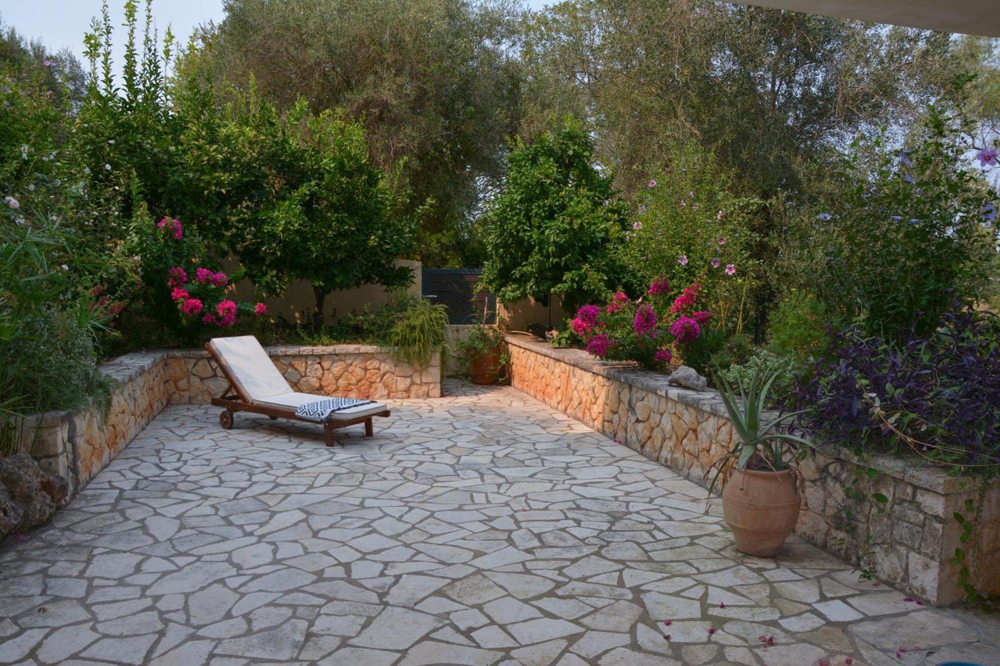 Solari Hill Maisonette Two Private Parking Alepou Exterior foto
